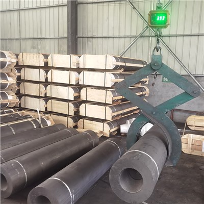 UHP графитен електрод за огнеупорни материали